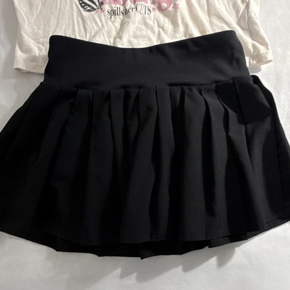Old Navy Girls Olivia Rodrigo Shirt and Pleated Skirt Set Youth Medium 8 Black